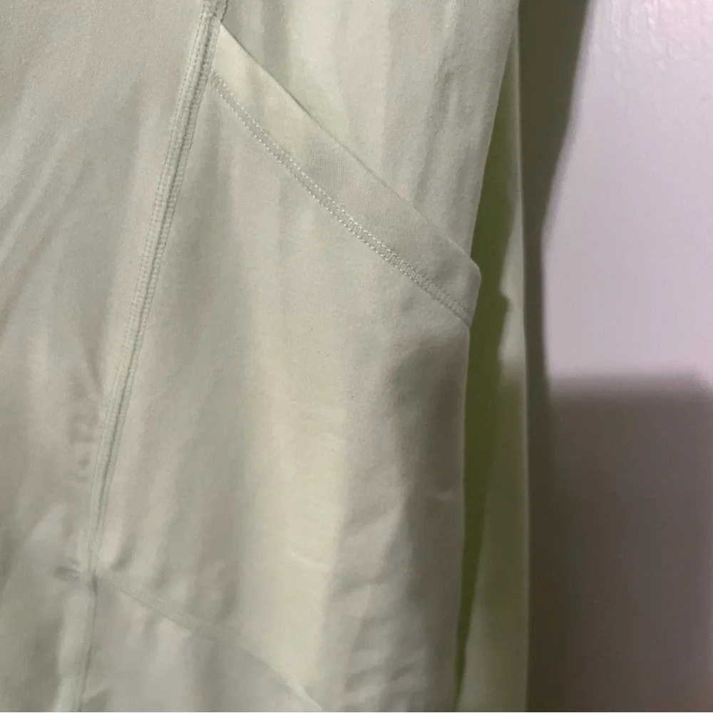 Calvin Klein Women's Mint Green Performance Athletic Dress NWOT S #2100 - Picture 3 of 9